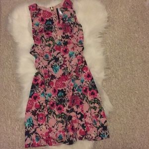 NWOT Kensie Summer Dress